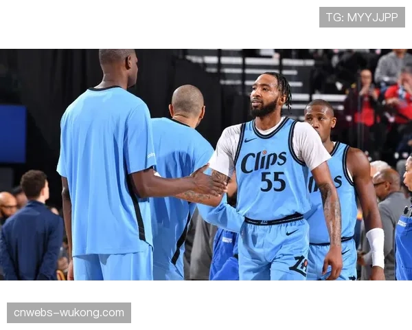 快船六人得分上双轻取爵士，取得五连胜