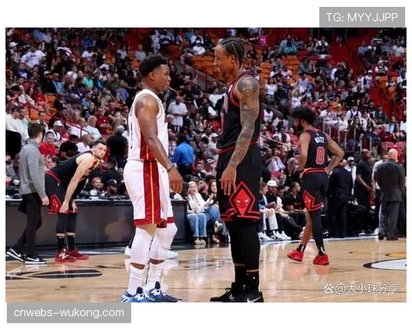 热火对阵公牛比赛中，巴特勒与德罗赞发生冲突双双遭驱逐